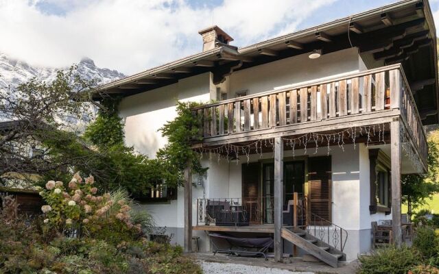 Bright Chalet In Leogang With Mountain View