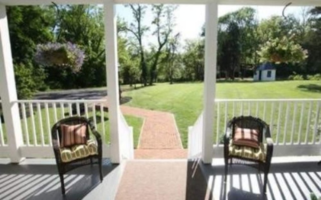 Chestnut Hill Bed and Breakfast