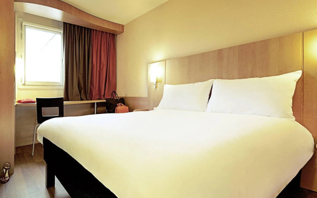 ibis Rouen Centre Champ de Mars