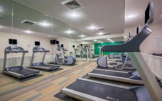 HI Express El Paso Downtown by IHG
