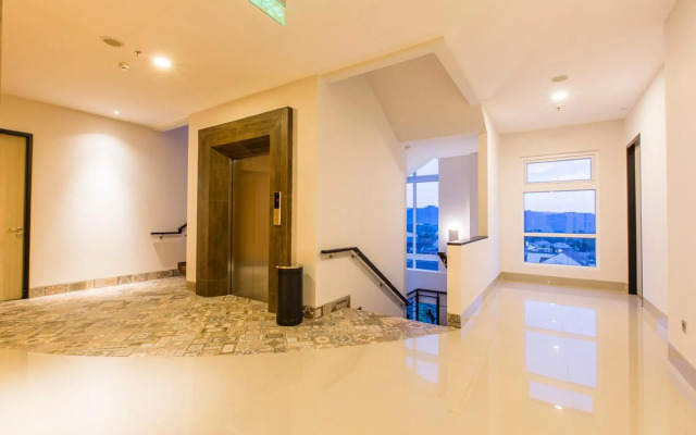Sparks Odeon Sukabumi - Artotel Curated