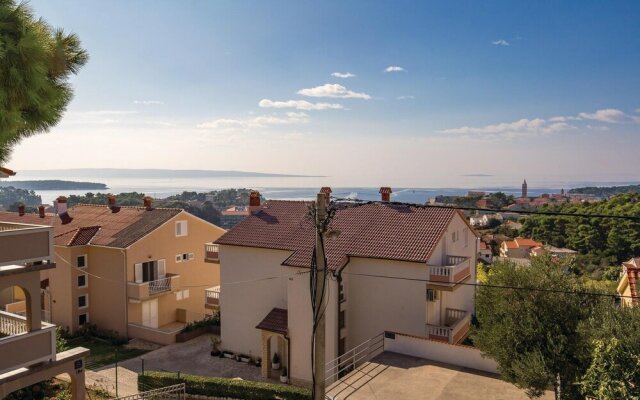 Amazing Home in Mundanije With Wifi and 3 Bedrooms
