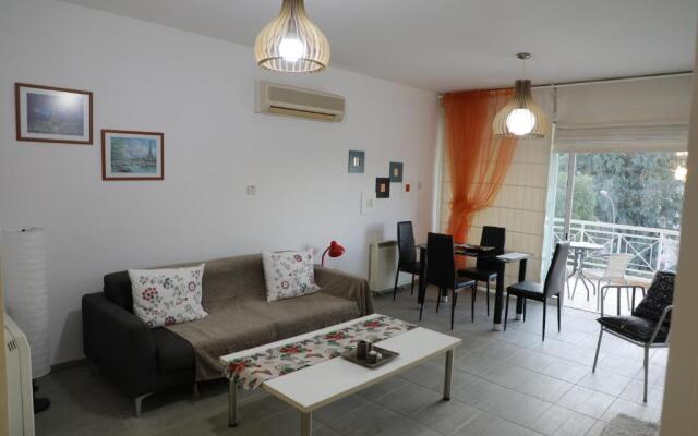 European Uni Apartment