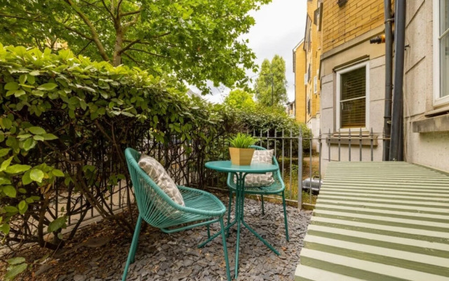 The Peckham Sanctuary - Snazzy 3bdr House With Patio