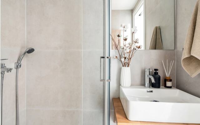 Sanders Port - Modern Studio Near Piraeus Port