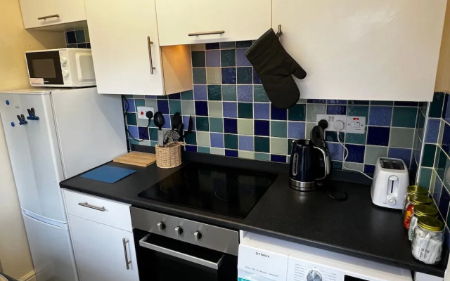 Robin’S Hollow: 2Bd Home Near Wrexham Afc