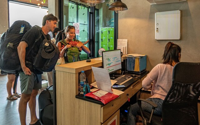 Patong Poshtel - Adults Only - Hostel
