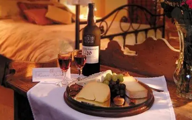 Auberge Les Jardins Inn-Motel Le Brayon & Chalets