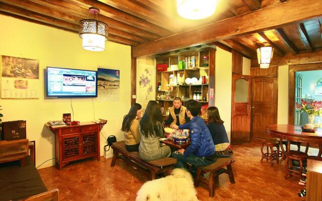 Lijiang Three Wells Inn