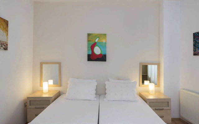 Istanbul Amedros Home