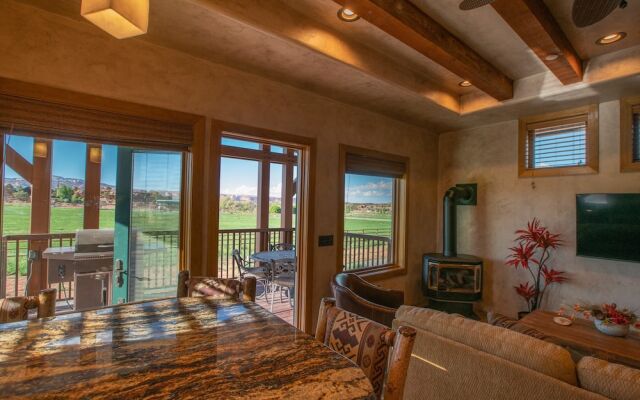 Cougar Ridge Resort, LLC