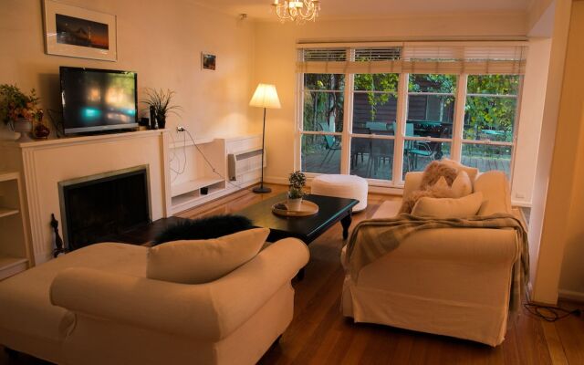 Inner Melbourne Luxury Holiday House