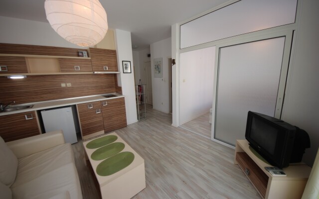 Menada Rainbow 4 Apartments