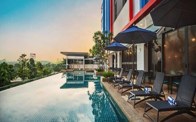 Sunway Hotel Big Box