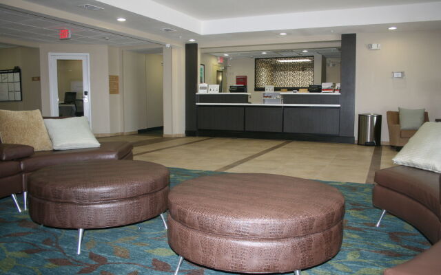 Candlewood Suites College Station At University by IHG