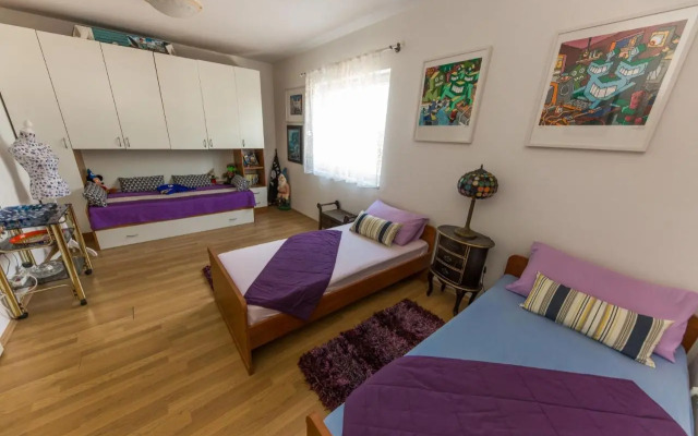 Apartments by the sea Arbanija, Ciovo - 14825