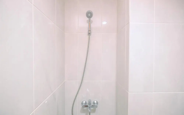 Cozy Stay and Comfort Studio at Evenciio Margonda Apartment