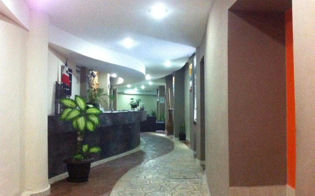 Hotel & Suites Domani