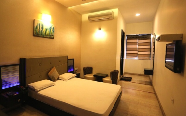 Hotel Bhawna Palace