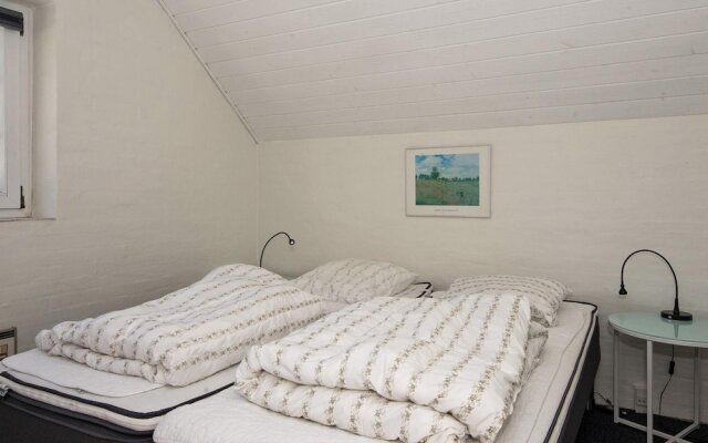 Luxurious Cabin With Pool in Ringkøbing