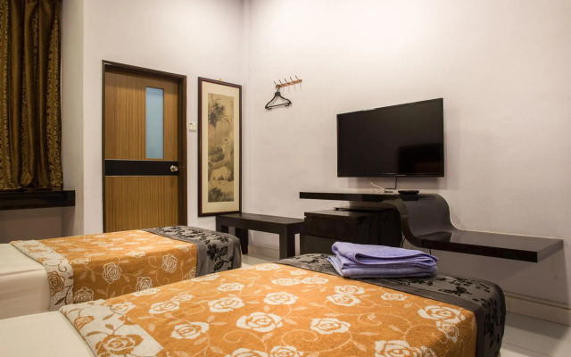 Lai Ming Hotel Cosmoland (SG Clean Certified)