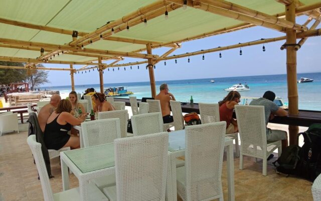 Kura Kura Beach Resort