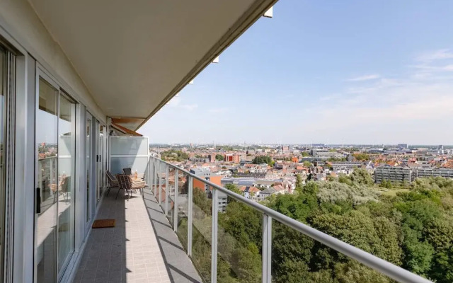 Bright Apartment With City View and Terrace