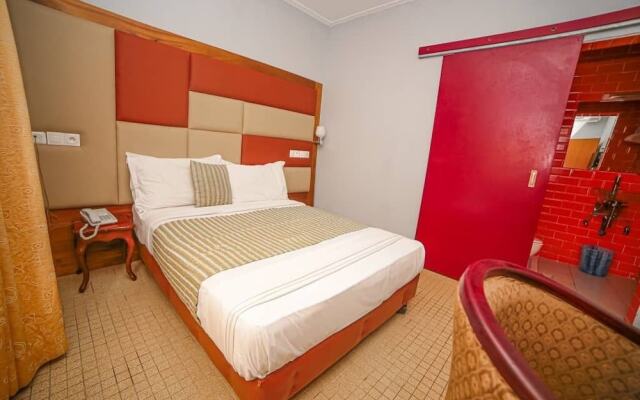 Fini Hotel Bobende