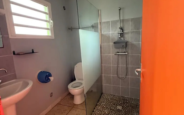 Gite Hotel La Caz Des Orangers