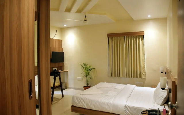 The Byke Skylark Seafront Resort, Dapoli
