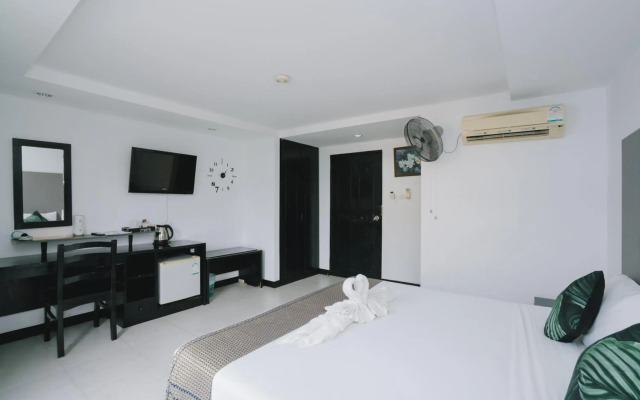 Noble House Patong