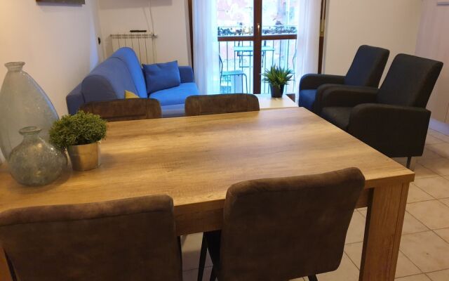 Captivating 2 Bedroom Apartment in Acquaseria