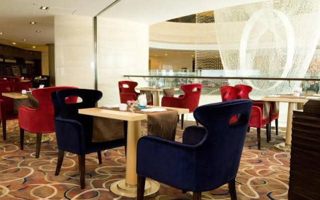 Yulong International Hotel
