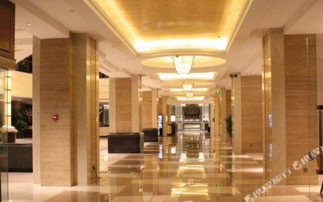 Yinlong Hotel