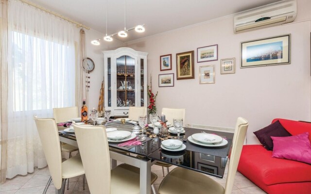 Awesome Home in Kastav with Hot Tub, WiFi & 3 Bedrooms