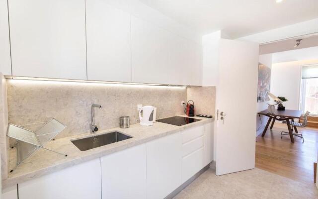 LovelyStay - Luxury Oasis in Bairro Alto