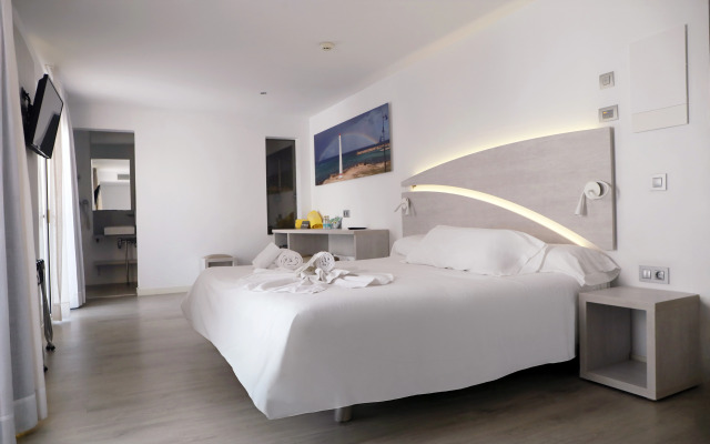 Llaut Boutique Hotel