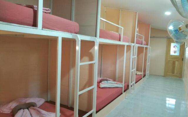 Koh Mook Hostel
