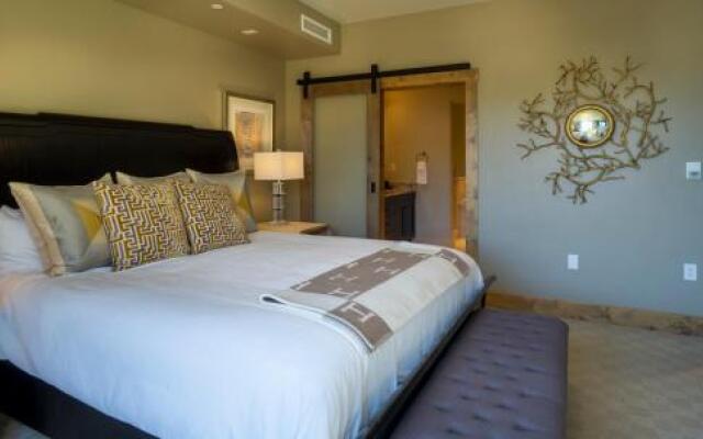 Edgemont 2704 - Luxury Ski-in Ski-out Condo