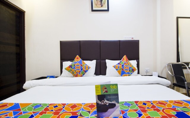 FabHotel Deepak Residency