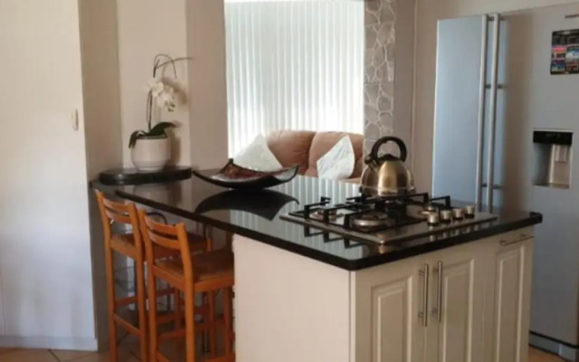 Blue Water Bay Holiday House