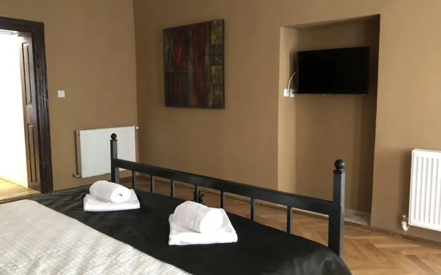 Poet Pastior Residence