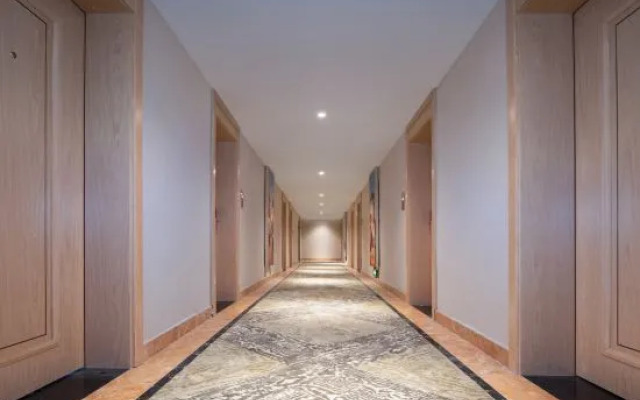 Vienna Classic Hotel (Hengdian Film and Television City Dream Valley)