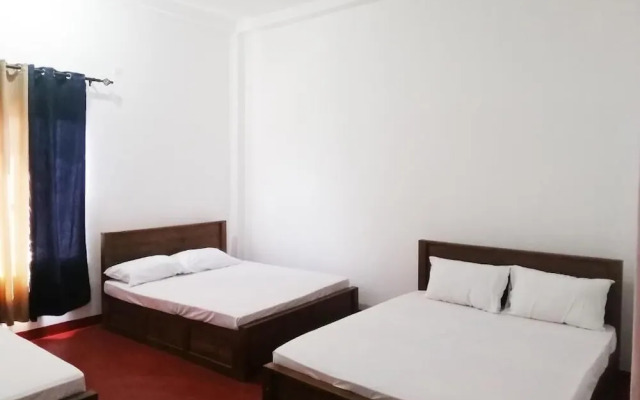Trinco Star Hotel