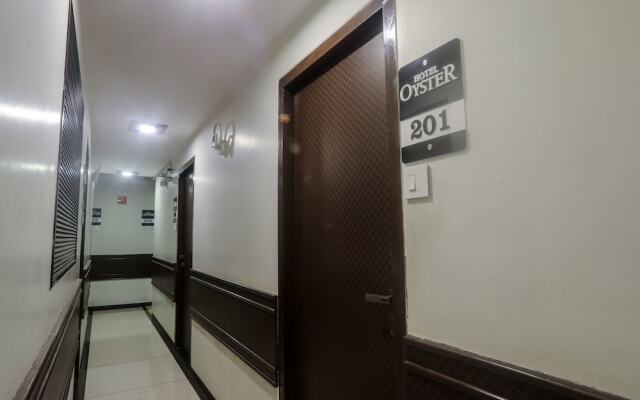 OYO 4186 Hotel Oyster