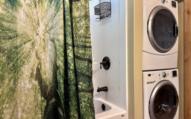 River Song Cabin 3 Bedroom Home