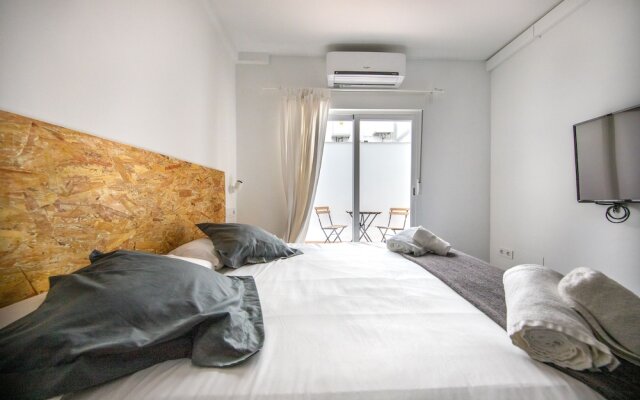 PLAZA DE LA MERCED Studio XII