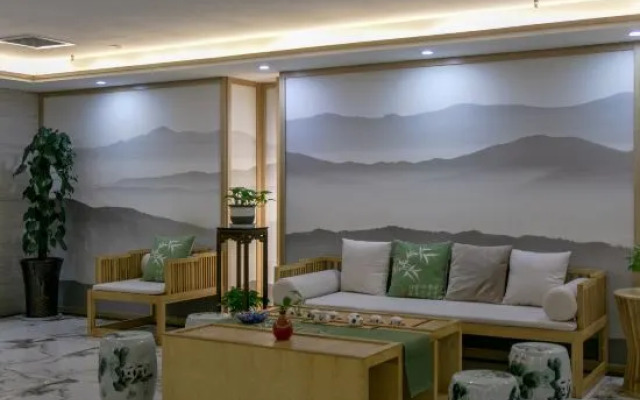 Yunshang Qingju Hotel (Xi'an Bell Tower City Wall Yongningmen Subway Station Branch)
