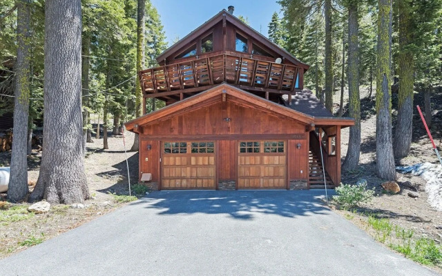 Alpine Meadows Cabin