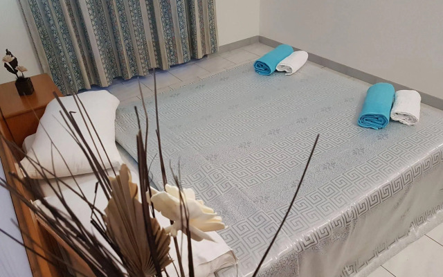 Pyrgos Hotel Apartments